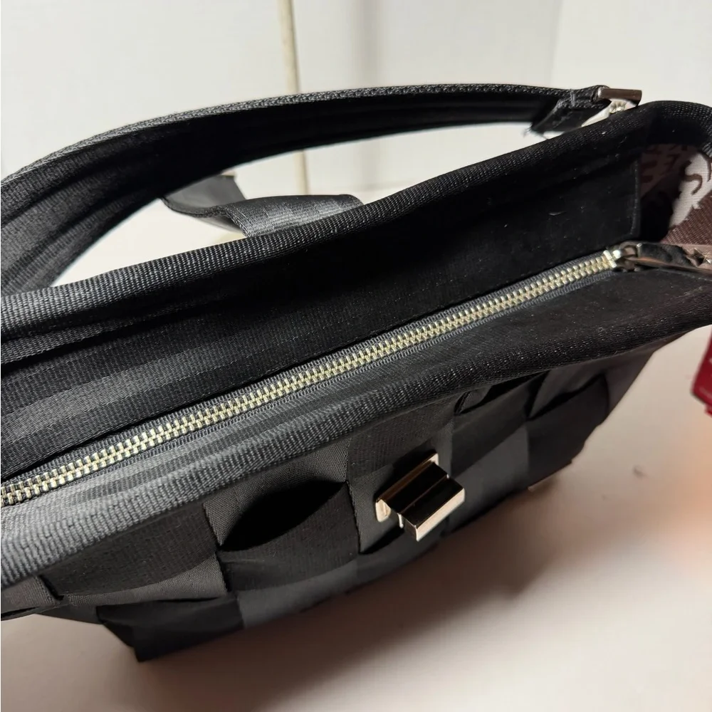 Harveys Carriage Ring Hobo Classic